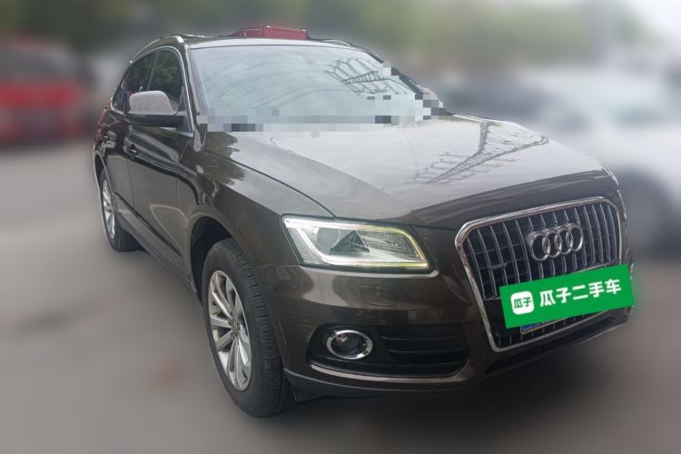 Used Audi Q5 2013 40 TFSI Technology Edition Front Right 45 Deg