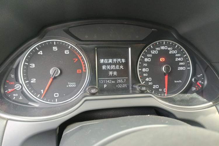 Used Audi Q5 2013 40 TFSI Ambition Instrument Cluster