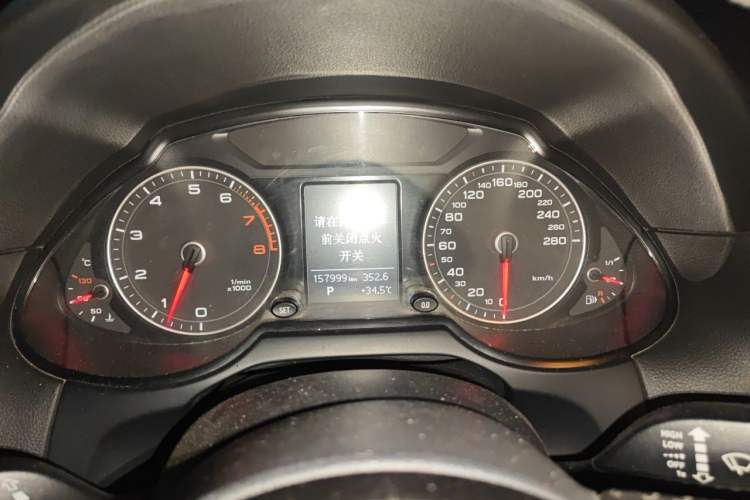Used Audi Q5 2013 40 TFSI Technology Edition Instrument Cluster