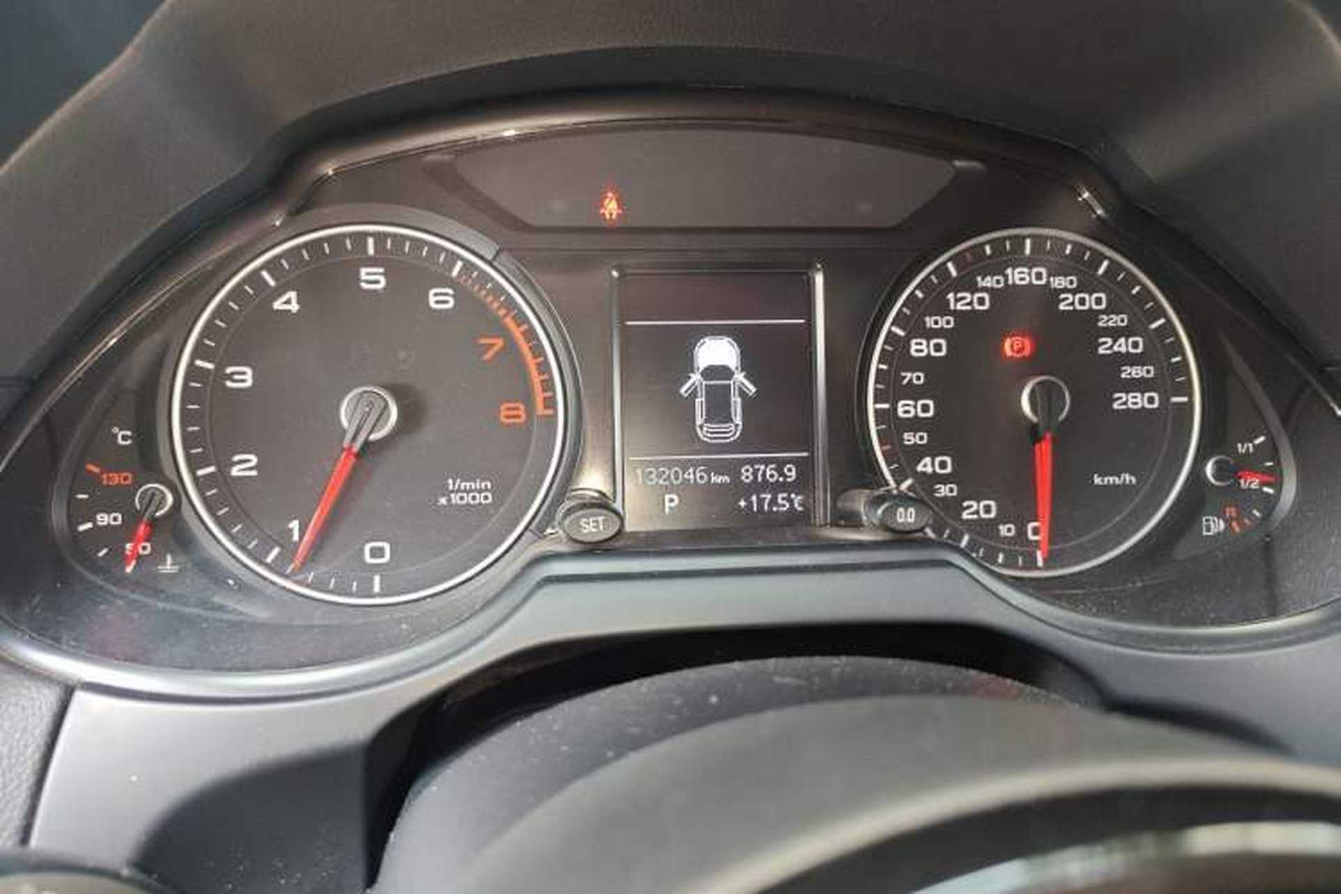 Used Audi Q5 2013 40 TFSI Technology Edition Instrument Cluster