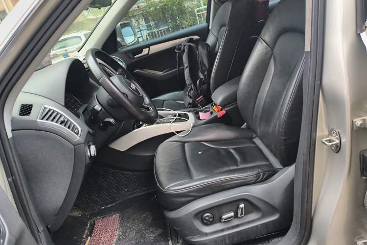 Used Audi Q5 2013 40 TFSI Technology Edition Left Front Seat