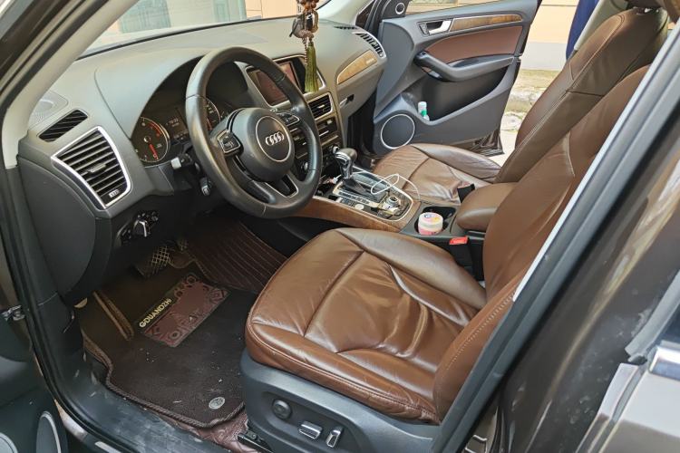 Used Audi Q5 2013 40 TFSI Comfort Edition Left Front Seat