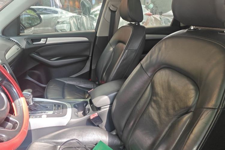 Used Audi Q5 2013 40 TFSI Technology Edition Left Front Seat