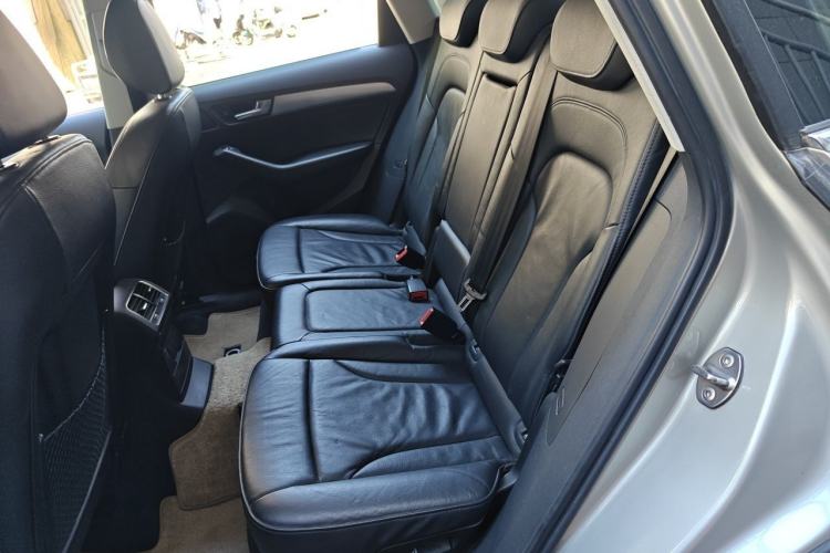 Used Audi Q5 2013 40 TFSI Technology Edition Left Rear Seat