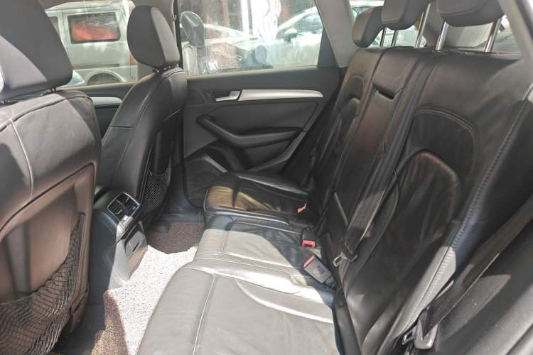 Used Audi Q5 2013 40 TFSI Technology Edition Left Rear Seat