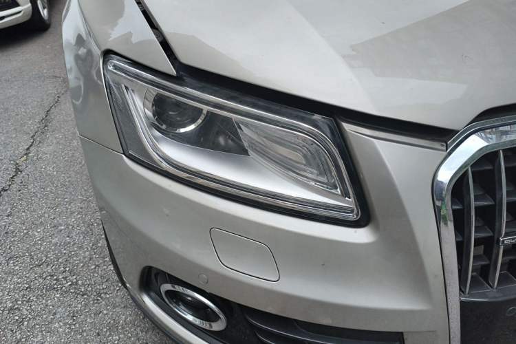 Used Audi Q5 2013 40 TFSI Technology Edition Right Front Headlight