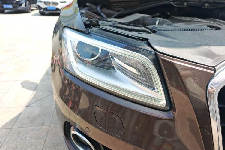 Used Audi Q5 2013 40 TFSI Technology Edition Right Front Headlight