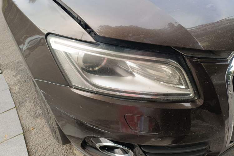 Used Audi Q5 2013 40 TFSI Ambition Right Front Headlight