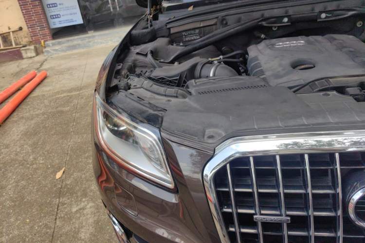 Used Audi Q5 2013 40 TFSI Technology Edition Right Front Headlight