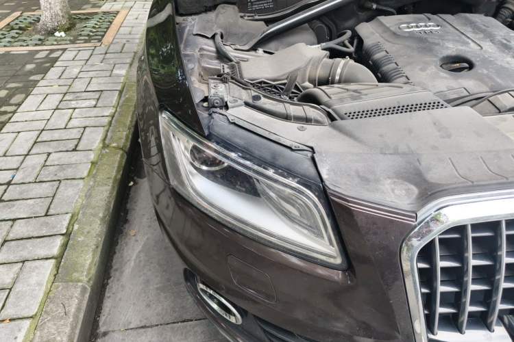 Used Audi Q5 2013 40 TFSI Technology Edition Right Front Headlight