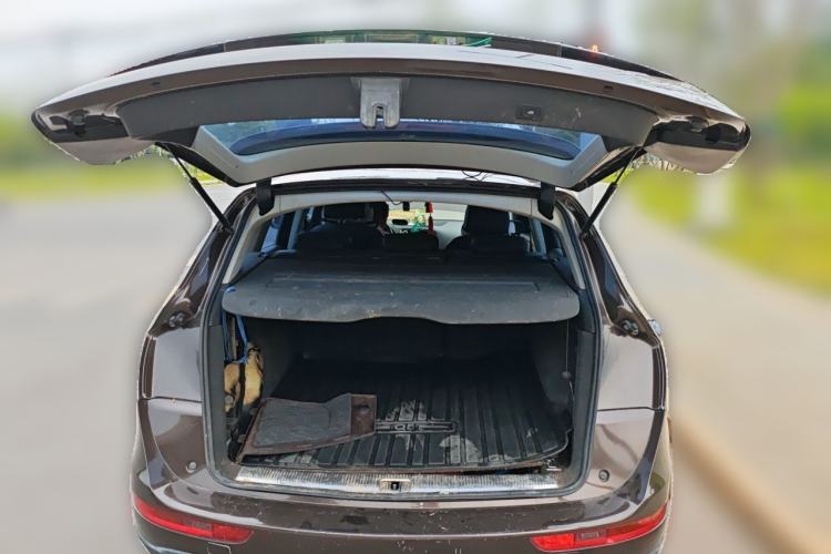 Used Audi Q5 2013 40 TFSI Ambition Trunk