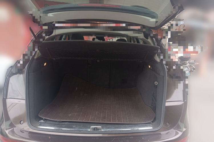 Used Audi Q5 2013 40 TFSI Technology Edition Trunk