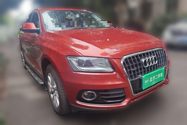 Used Audi Q5 2013 40 TFSI Ambition Front Right 45 Deg