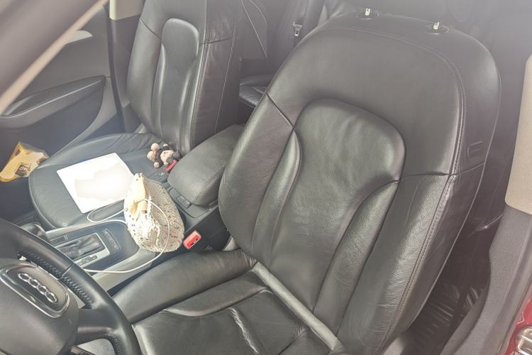 Used Audi Q5 2013 40 TFSI Technology Edition Left Front Seat