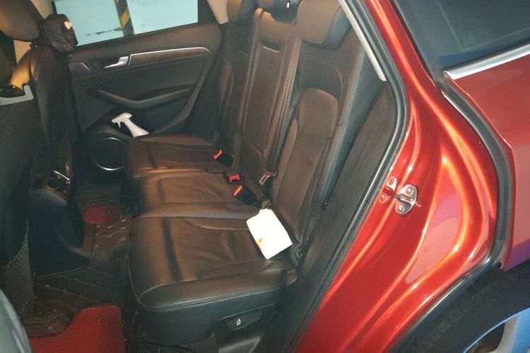 Used Audi Q5 2013 40 TFSI Comfort Edition Left Rear Seat