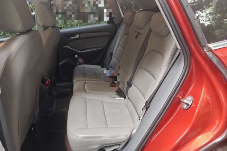 Used Audi Q5 2013 40 TFSI Ambition Left Rear Seat