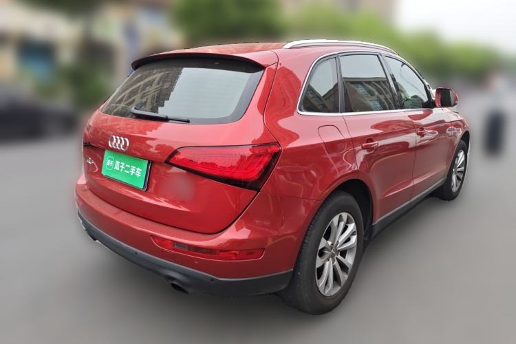 Used Audi Q5 2013 40 TFSI Technology Edition Rear Right 45 Deg