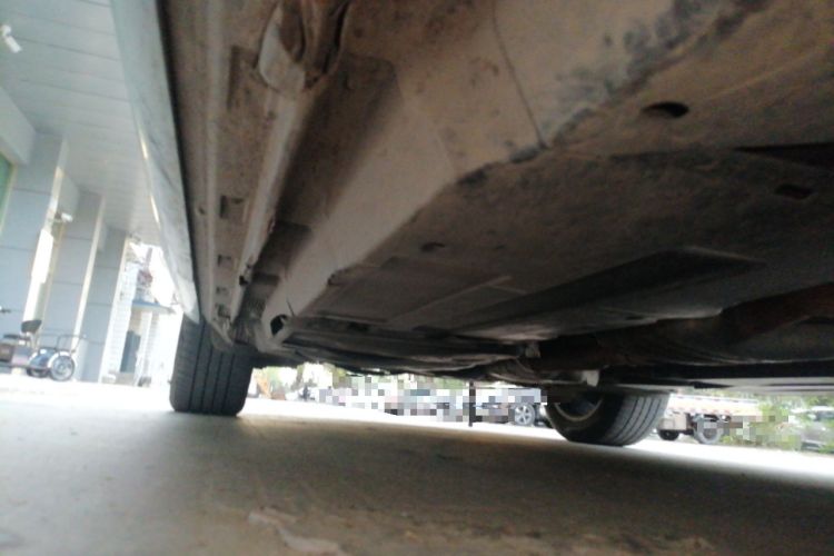 Used Audi Q5 2013 40 TFSI hybrid Chassis Front Right