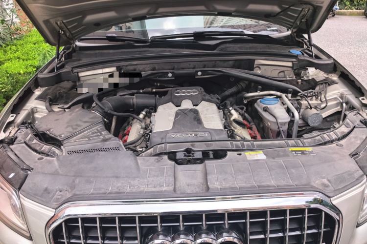 Used Audi Q5 2013 45 TFSI quattro Sport Edition Engine Bay