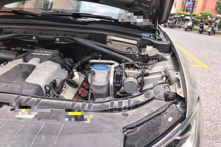 Used Audi Q5 2013 45 TFSI quattro Sport Edition Engine Bay Left