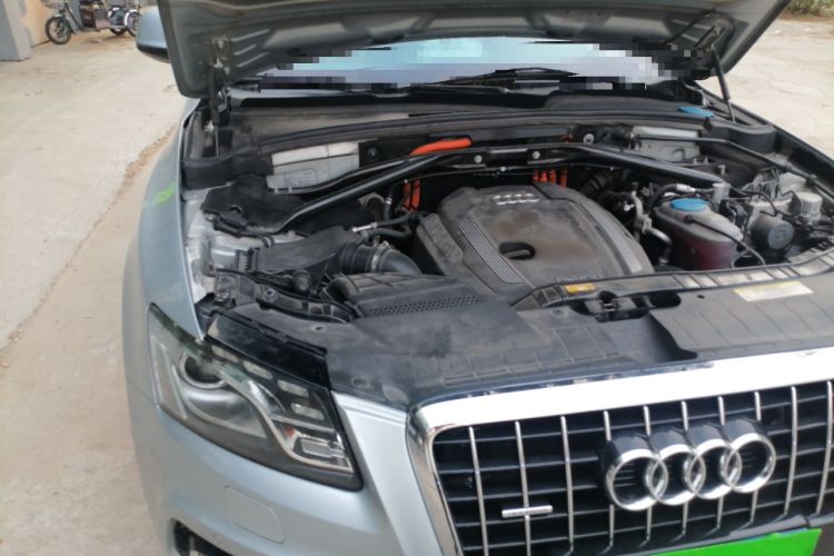 Used Audi Q5 2013 40 TFSI hybrid Engine Bay Right