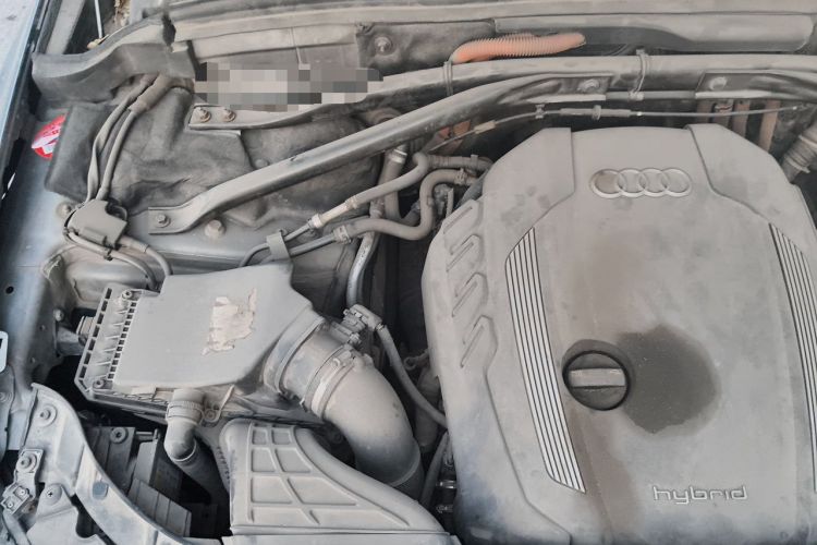 Used Audi Q5 2013 40 TFSI hybrid Engine Bay Right