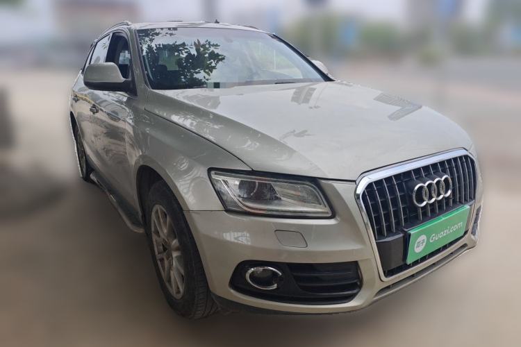 Used Audi Q5 2013 40 TFSI Ambition Front Right 45 Deg