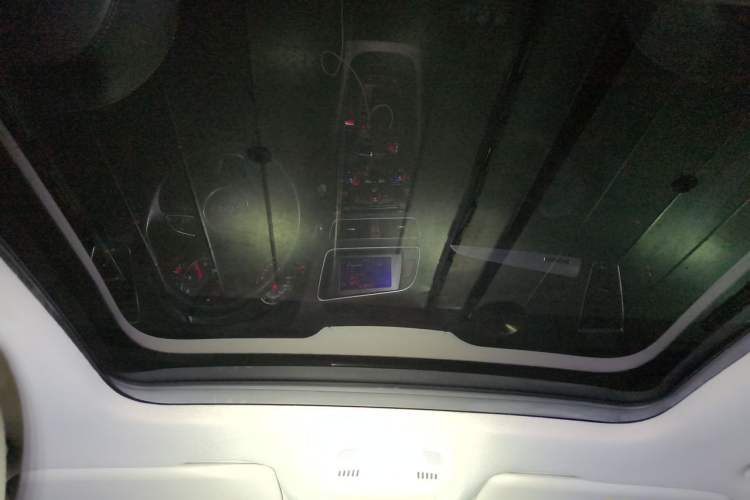 Used Audi Q5 2013 40 TFSI Technology Edition Headliner