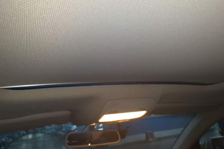 Used Audi Q5 2013 40 TFSI Ambition Headliner