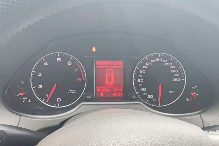 Used Audi Q5 2013 40 TFSI Technology Edition Instrument Cluster