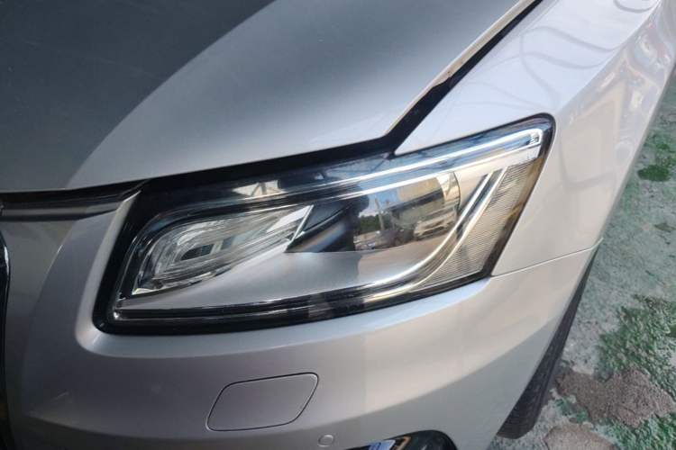 Used Audi Q5 2013 40 TFSI Comfort Edition Left Front Headlight