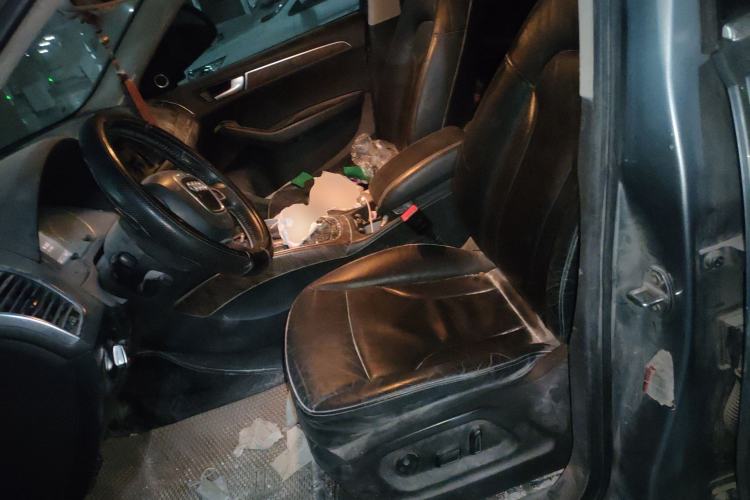 Used Audi Q5 2013 40 TFSI hybrid Left Front Seat