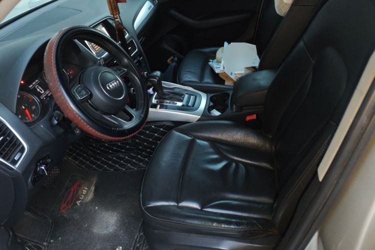 Used Audi Q5 2013 40 TFSI Technology Edition Left Front Seat