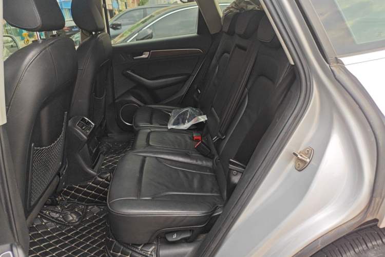 Used Audi Q5 2013 40 TFSI Comfort Edition Left Rear Seat