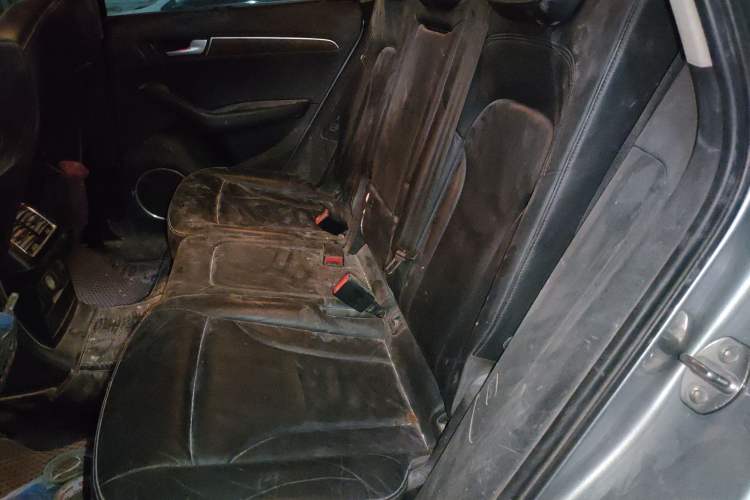 Used Audi Q5 2013 40 TFSI hybrid Left Rear Seat
