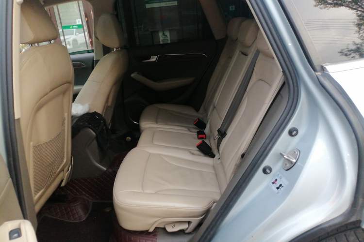 Used Audi Q5 2013 40 TFSI hybrid Left Rear Seat