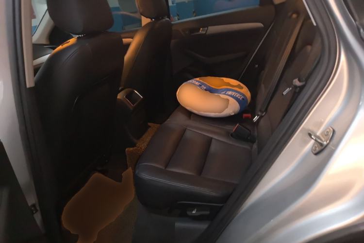 Used Audi Q5 2013 40 TFSI Ambition Left Rear Seat