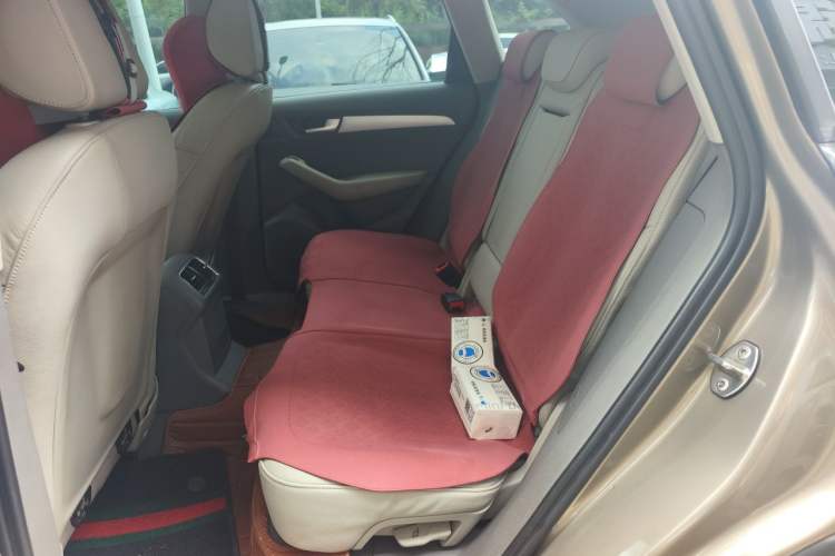 Used Audi Q5 2013 40 TFSI Technology Edition Left Rear Seat