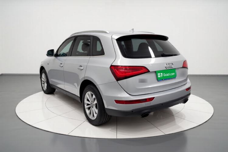 Used Audi Q5 2013 40 TFSI Technology Edition Rear Left 45 Deg