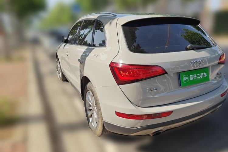 Used Audi Q5 2013 40 TFSI Technology Edition Rear Left 45 Deg