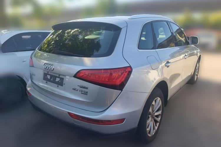 Used Audi Q5 2013 40 TFSI Technology Edition Rear Right 45 Deg