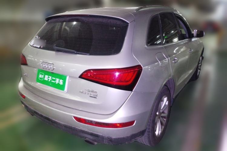 Used Audi Q5 2013 40 TFSI Technology Edition Rear Right 45 Deg