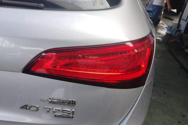 Used Audi Q5 2013 40 TFSI Comfort Edition Right Rear Taillight