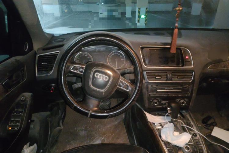Used Audi Q5 2013 40 TFSI hybrid Steering Wheel