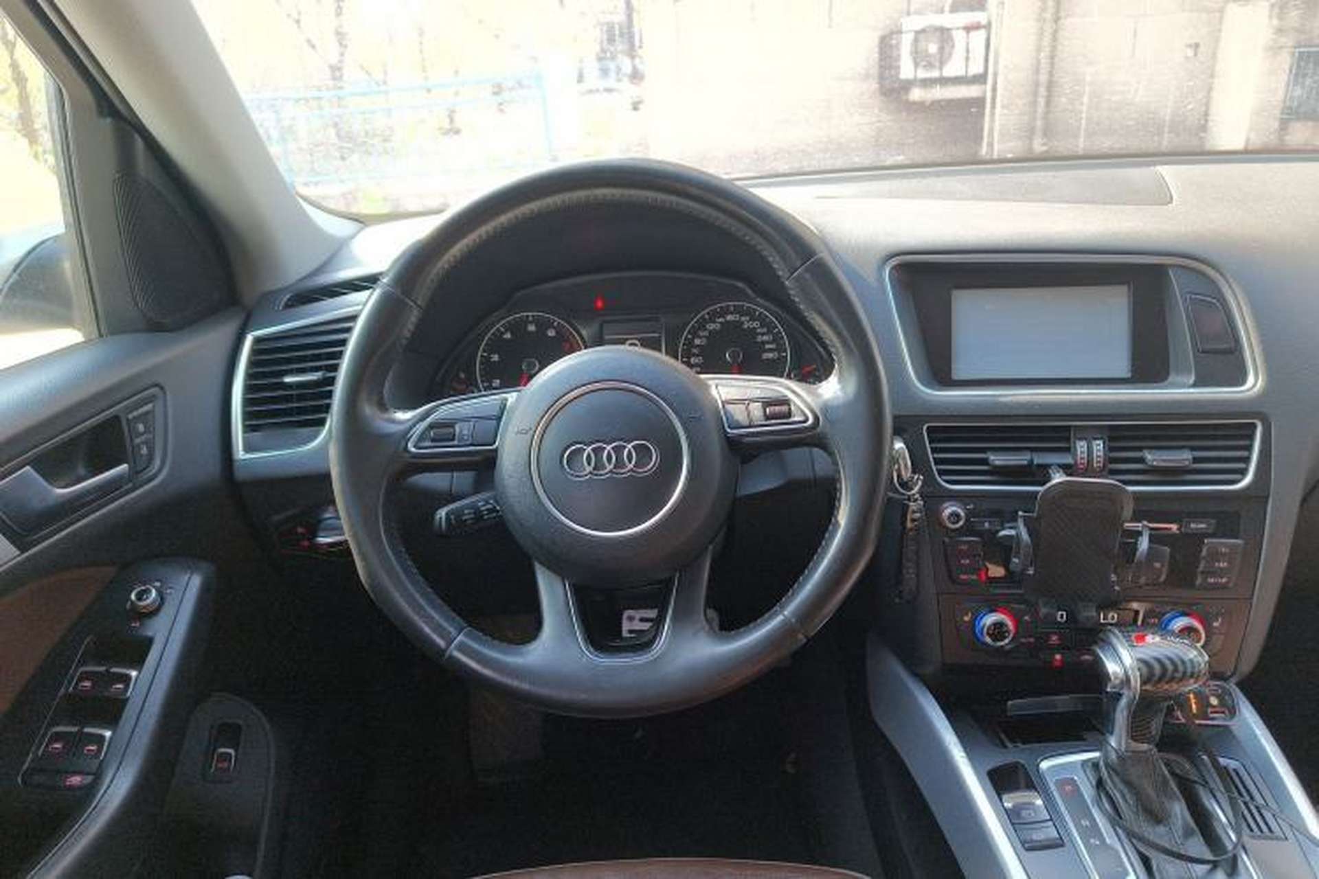 Used Audi Q5 2013 40 TFSI Comfort Edition Steering Wheel