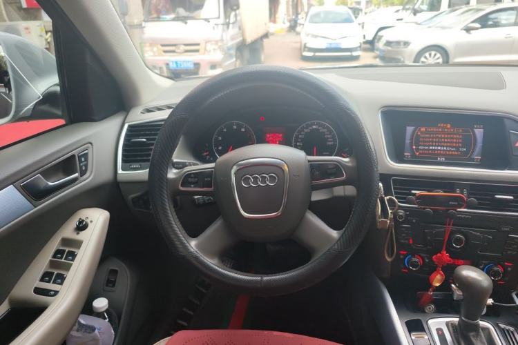 Used Audi Q5 2013 40 TFSI Technology Edition Steering Wheel