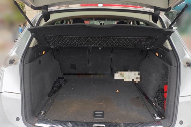 Used Audi Q5 2013 40 TFSI Comfort Edition Trunk