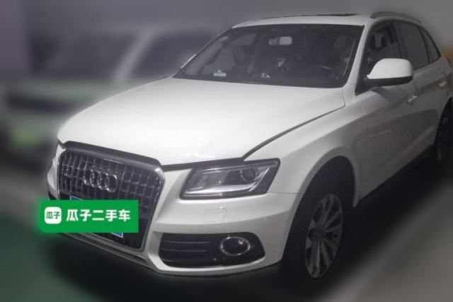 Ojetý Audi Q5 2013 40 TFSI Technology Edition