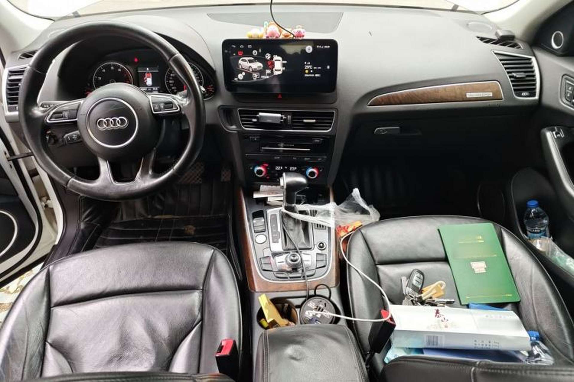 Used Audi Q5 2013 40 TFSI Comfort Edition Center Console