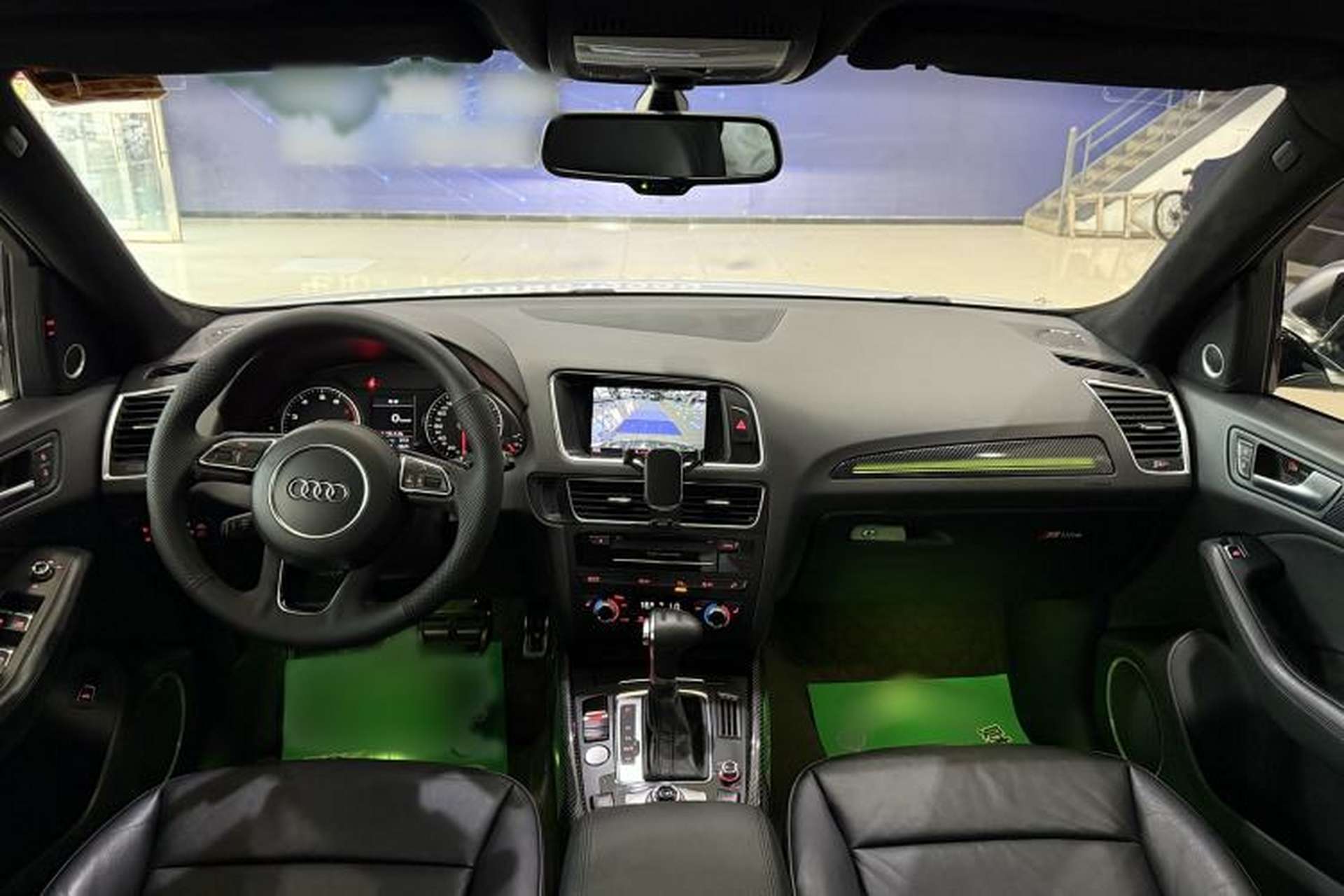 Used Audi Q5 2013 45 TFSI quattro Sport Edition Center Console